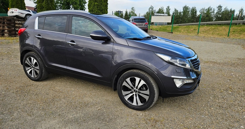 Kia Sportage cena 56400 przebieg: 178000, rok produkcji 2013 z Kalwaria Zebrzydowska małe 79